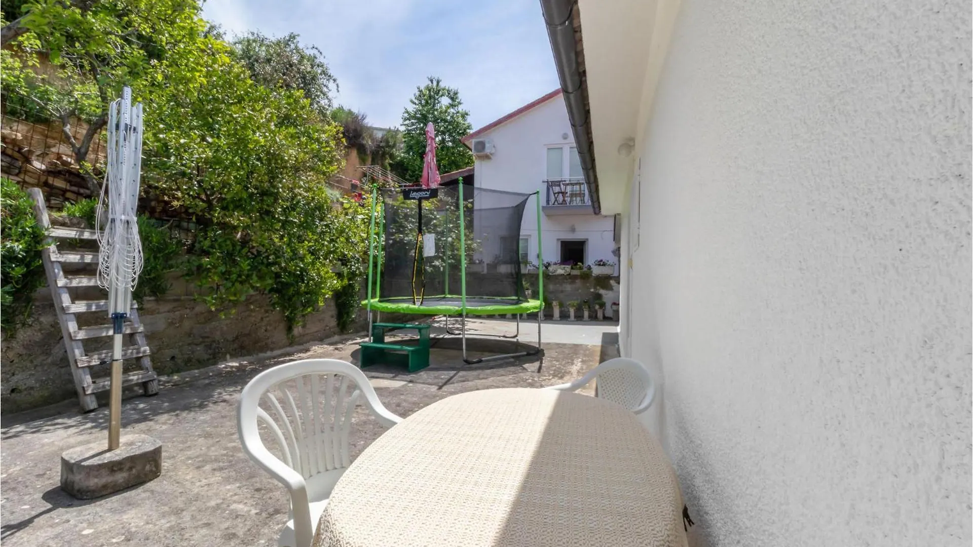 Cozy Apartment In Supetarska Draga With Kitchen 0*,