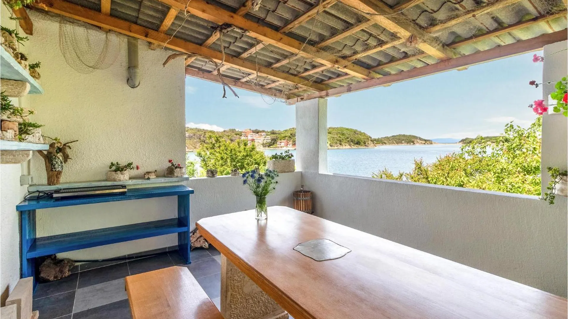 Cozy Apartment In Supetarska Draga With Kitchen